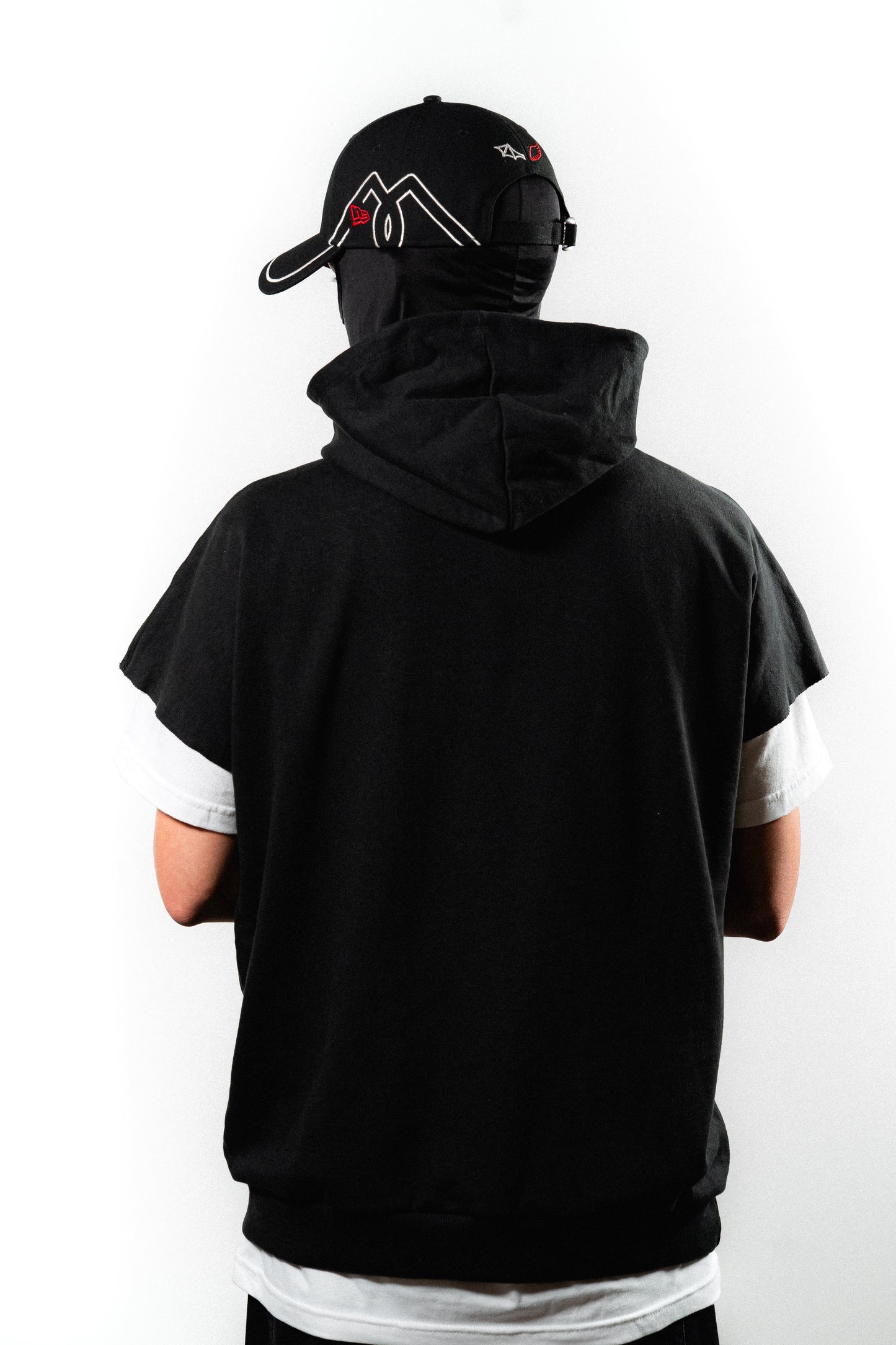 HOODIE SIN MANGAS - PRÓXIMAMENTE