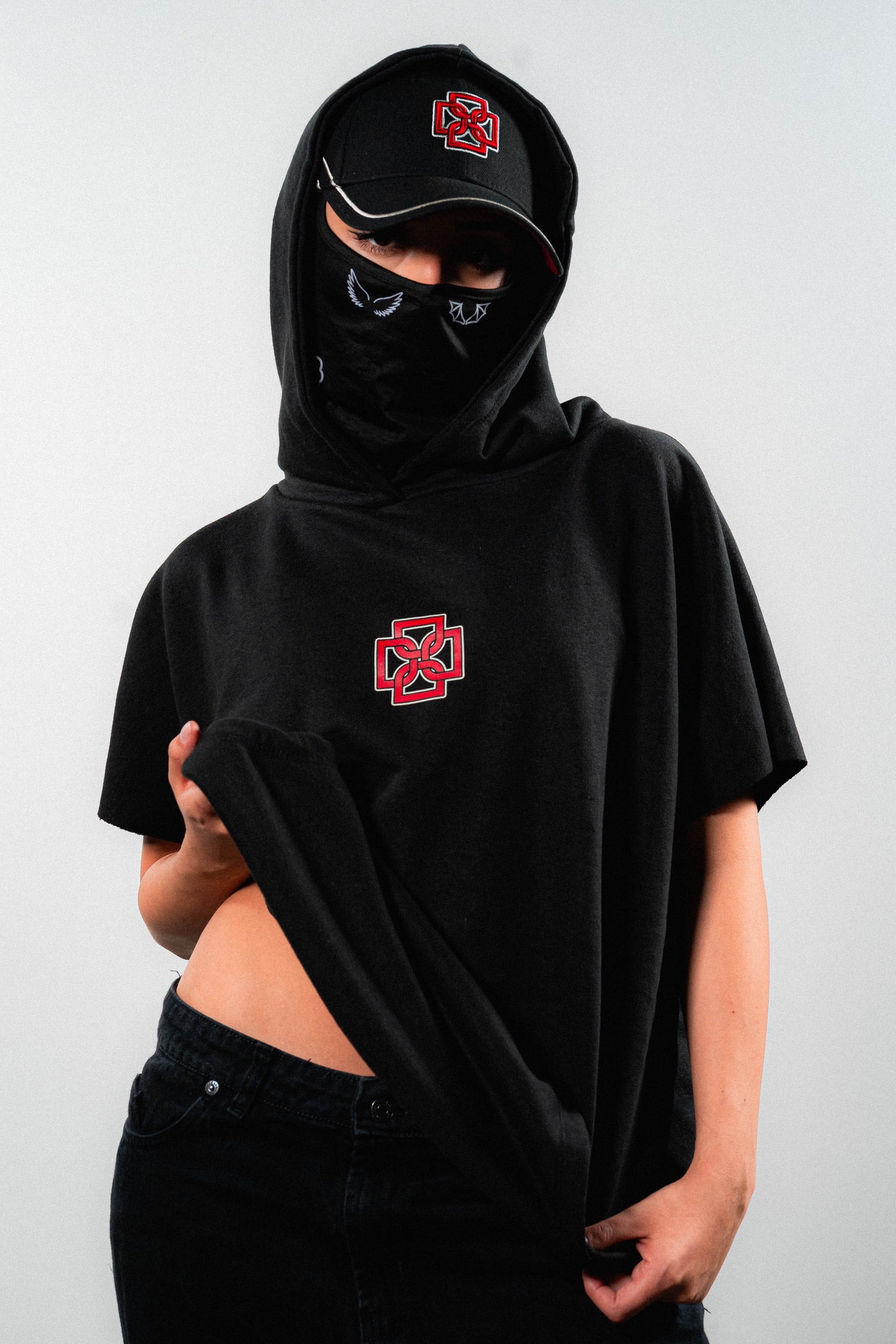 HOODIE SIN MANGAS - PRÓXIMAMENTE