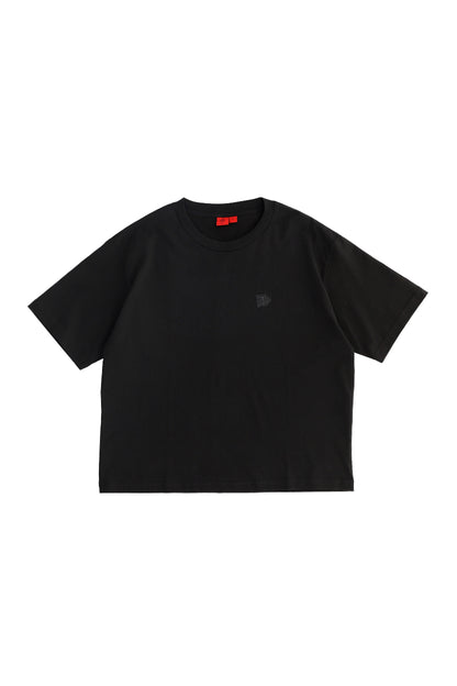 REMERA MANGA CORTA NEGRA