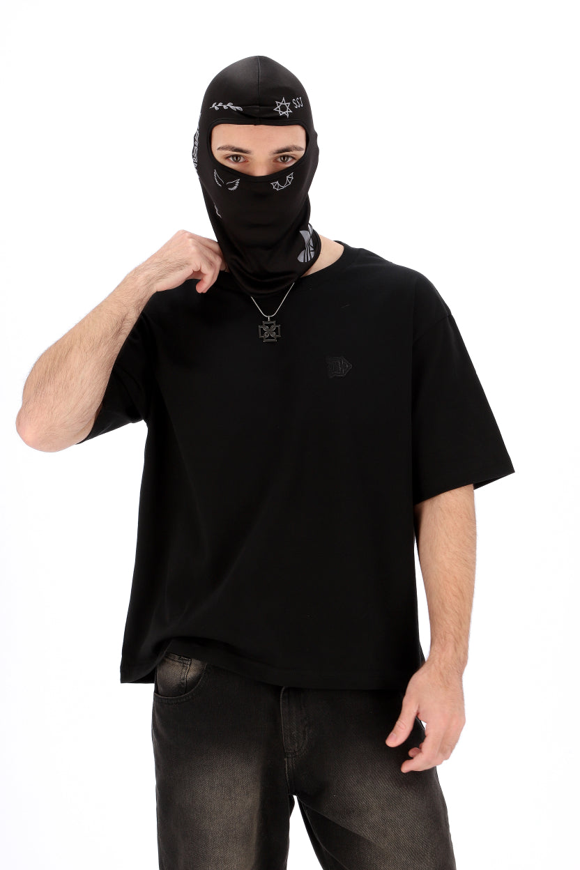 REMERA MANGA CORTA NEGRA