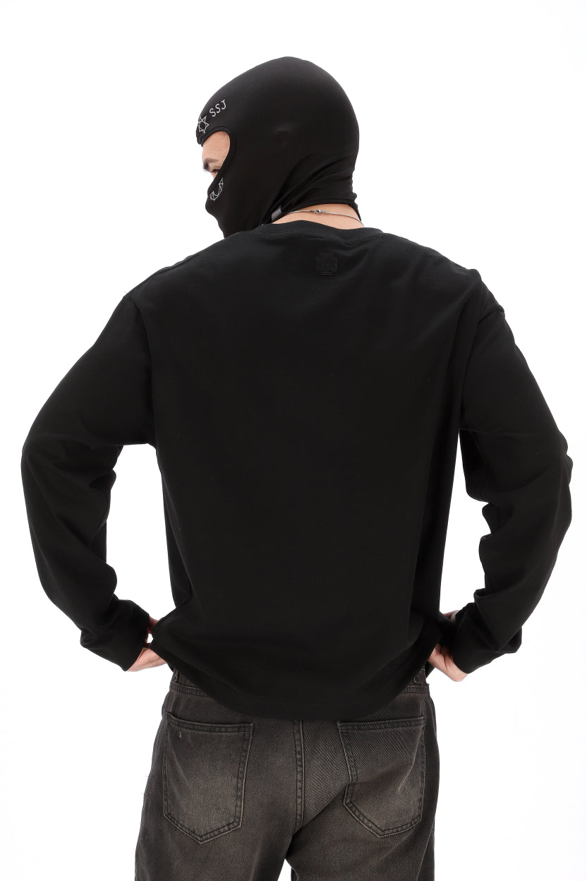 REMERA NEGRA MANGA LARGA