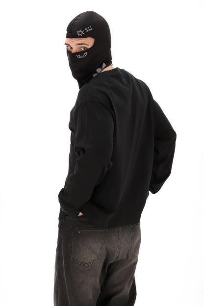 REMERA NEGRA MANGA LARGA