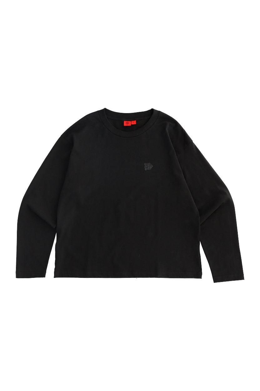 REMERA NEGRA MANGA LARGA